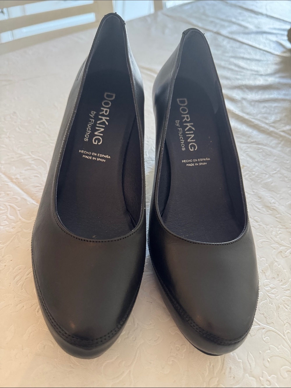 Dorking Woman Black Leather Heels size 38 eu 7.5 us